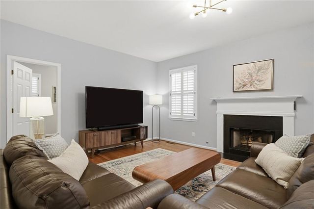 919 Brumley Lane NW, Kennesaw, GA 30152