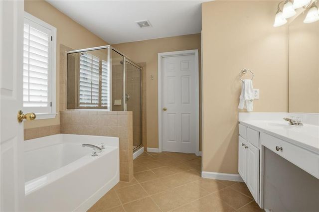 919 Brumley Lane NW, Kennesaw, GA 30152