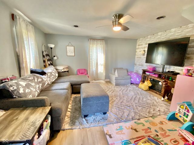 3605 S County Road 700 E, Dupont, IN 47231