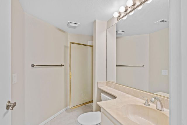 35200 Cathedral Canyon Drive E39, Cathedral City, CA 92234