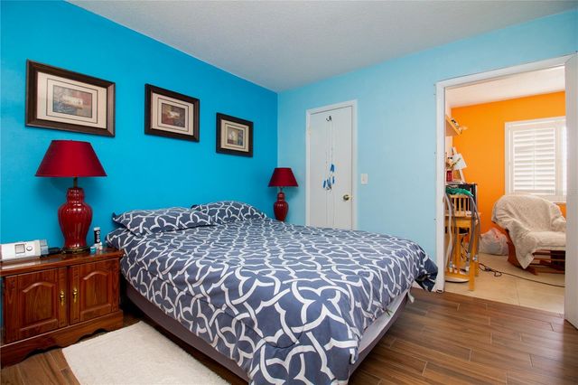 5267 81ST STREET N 21, St Petersburg, FL 33709