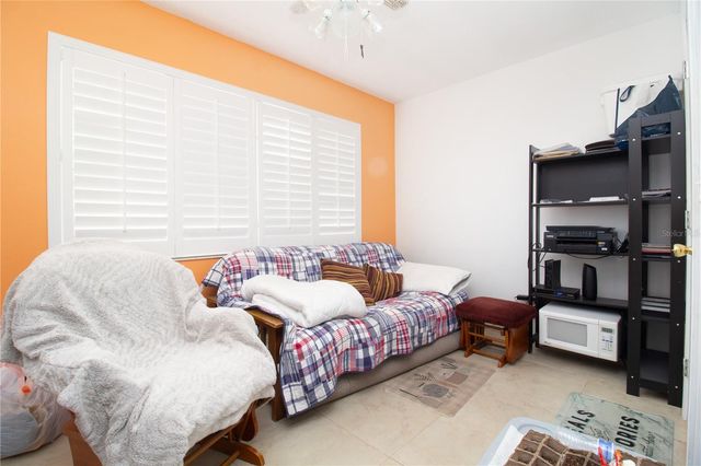 5267 81ST STREET N 21, St Petersburg, FL 33709