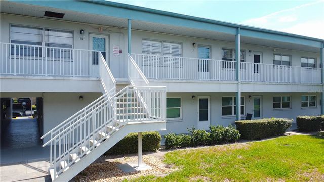 5267 81ST STREET N 21, St Petersburg, FL 33709
