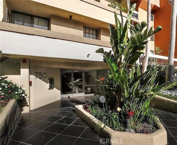 750 N Kings Road 325, West Hollywood, CA 90069