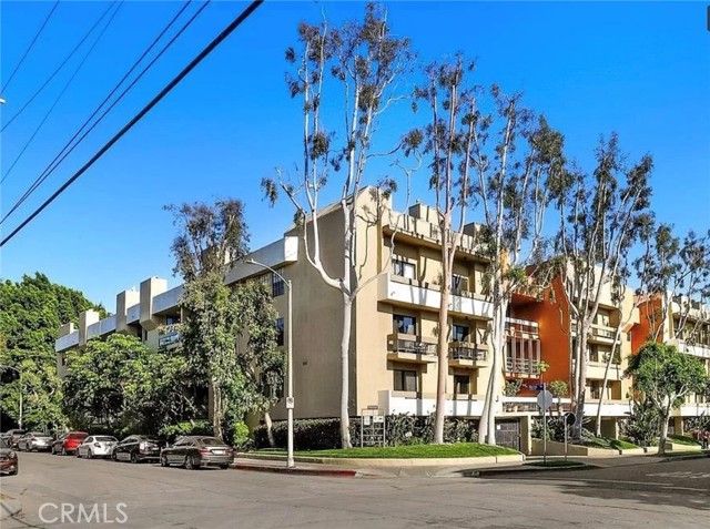 750 N Kings Road 325, West Hollywood, CA 90069