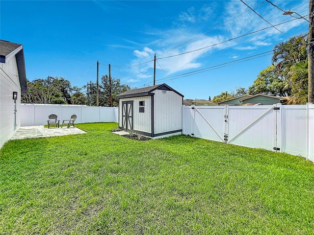 4251 4TH AVENUE N, St Petersburg, FL 33713