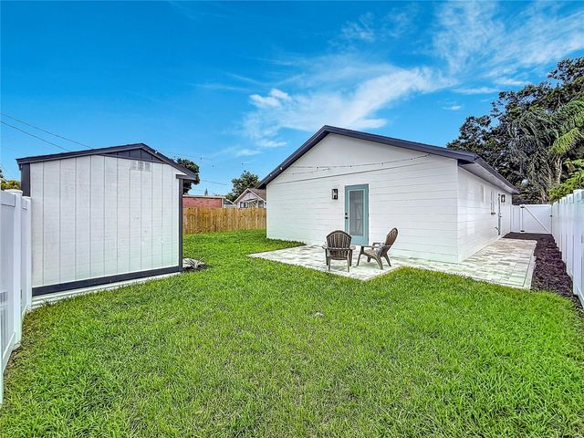 4251 4TH AVENUE N, St Petersburg, FL 33713