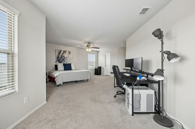 925 Billups Drive, Van Alstyne, TX 75495