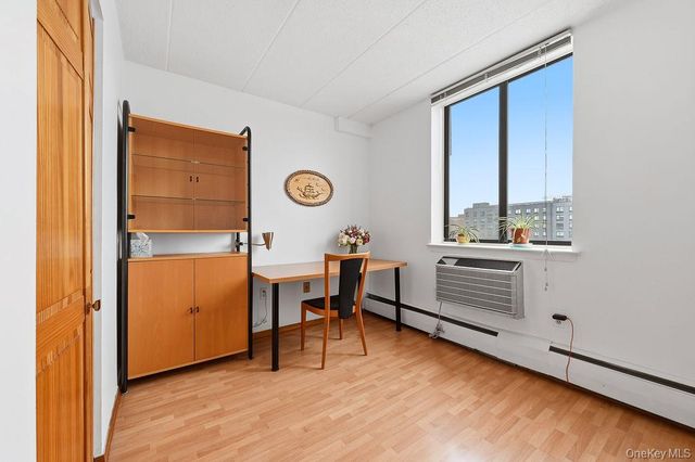 133-36 41st Road 7F, Flushing, NY 11355