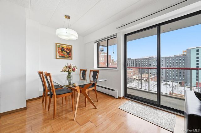 133-36 41st Road 7F, Flushing, NY 11355