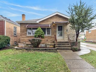 2224 Park Avenue, North Riverside, IL 60546