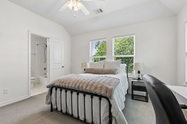 2941 Gordon Avenue, Fort Worth, TX 76110