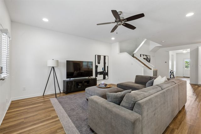 2941 Gordon Avenue, Fort Worth, TX 76110