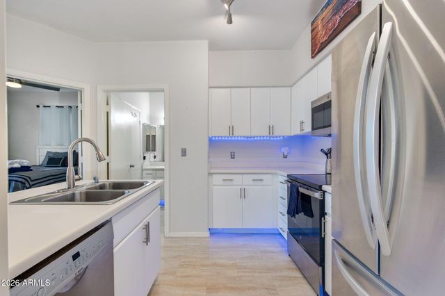 5302 E VAN BUREN Street 3026, Phoenix, AZ 85008