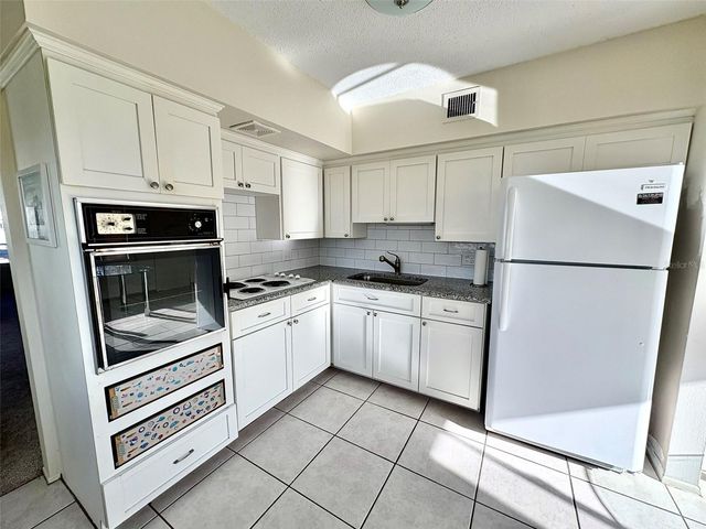 2469 FRANCISCAN DRIVE 49, Clearwater, FL 33763