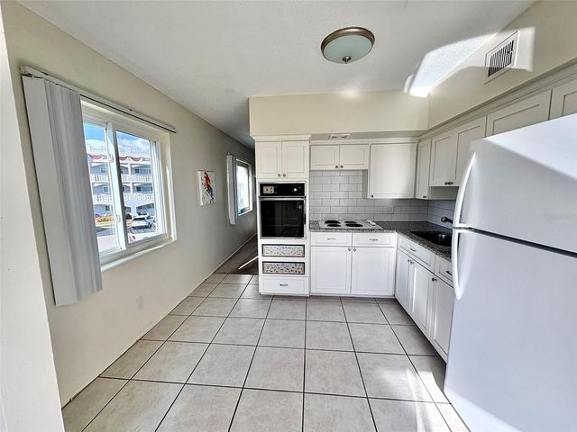 2469 FRANCISCAN DRIVE 49, Clearwater, FL 33763