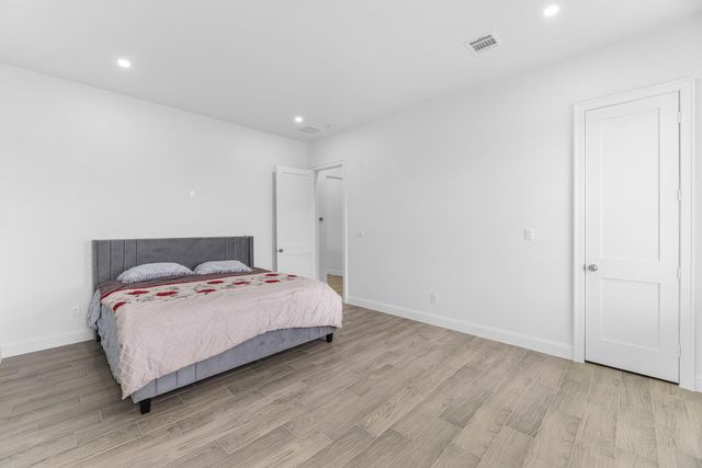 223 Road 5714, Cleveland, TX 77327