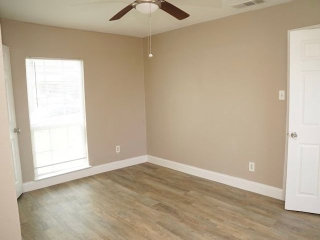 515 Taylor Street, Arlington, TX 76011