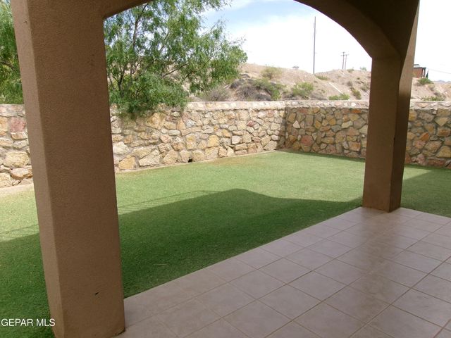 4704 PISTOLERO Lane A, El Paso, TX 79912