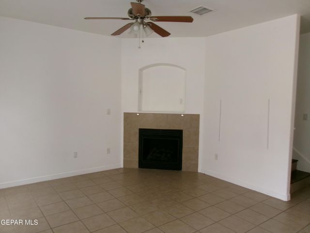 4704 PISTOLERO Lane A, El Paso, TX 79912