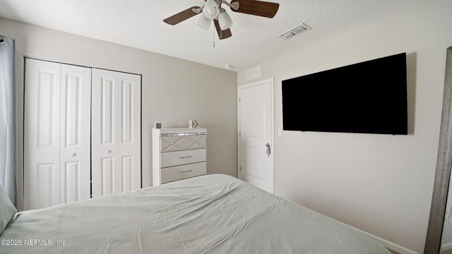 12307 CHERRY BLUFF Drive, Jacksonville, FL 32218