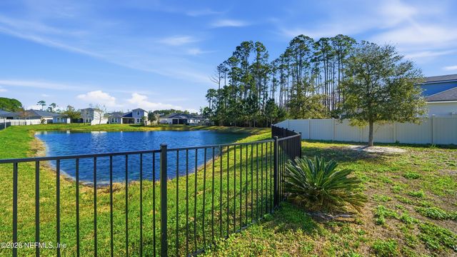 12307 CHERRY BLUFF Drive, Jacksonville, FL 32218