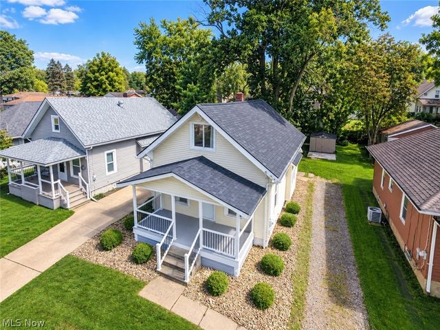 553 Wesleyan Avenue, Barberton, OH 44203