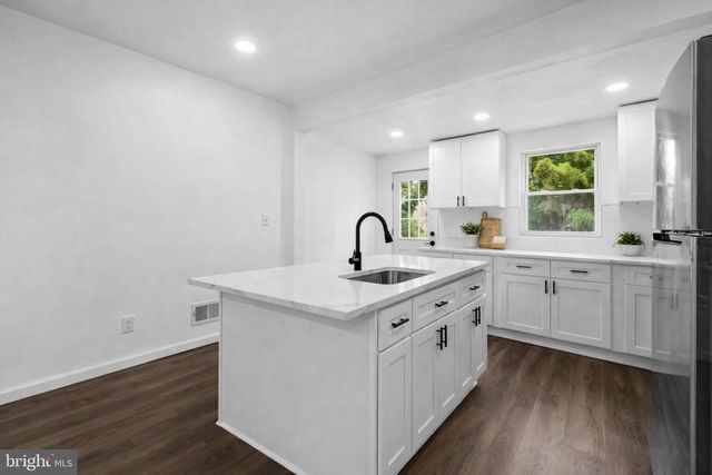 518 HARWOOD AVE, Baltimore, MD 21212