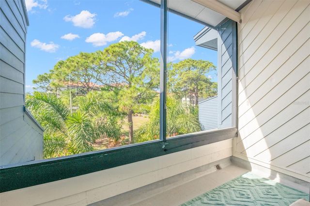 12 MARINER DRIVE, Tarpon Springs, FL 34689