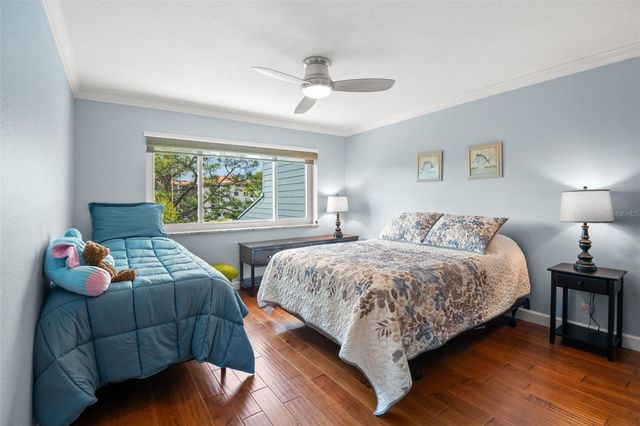 12 MARINER DRIVE, Tarpon Springs, FL 34689