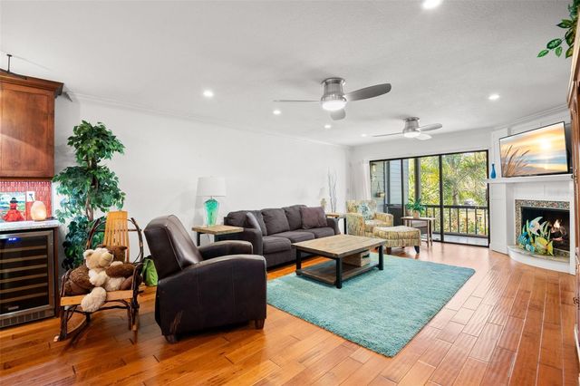 12 MARINER DRIVE, Tarpon Springs, FL 34689