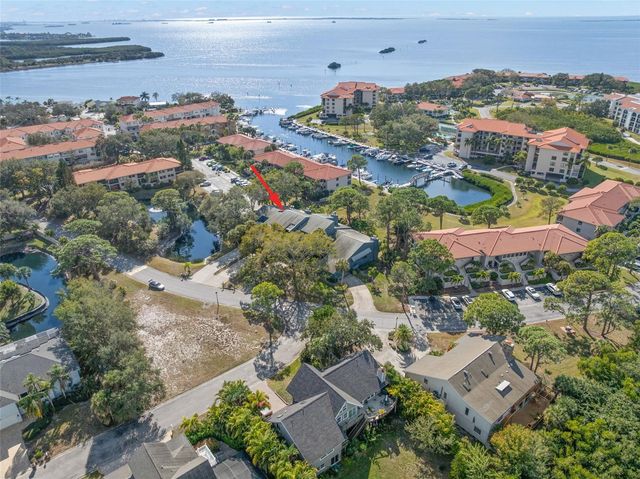 12 MARINER DRIVE, Tarpon Springs, FL 34689