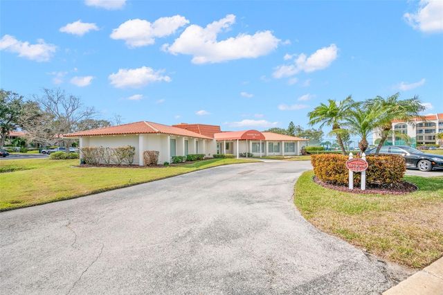 12 MARINER DRIVE, Tarpon Springs, FL 34689