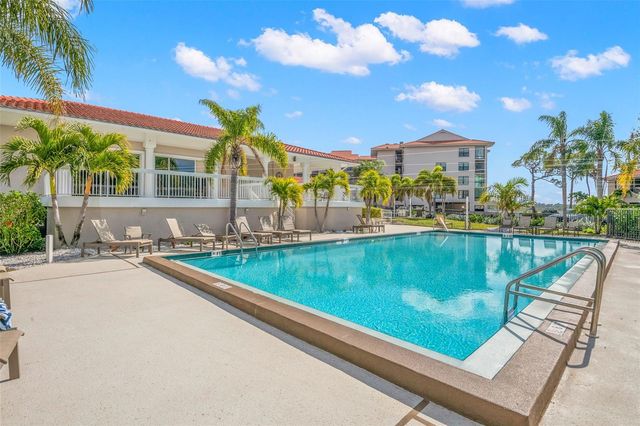 12 MARINER DRIVE, Tarpon Springs, FL 34689