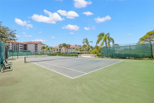 12 MARINER DRIVE, Tarpon Springs, FL 34689