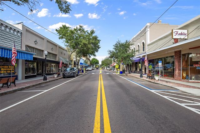 12 MARINER DRIVE, Tarpon Springs, FL 34689