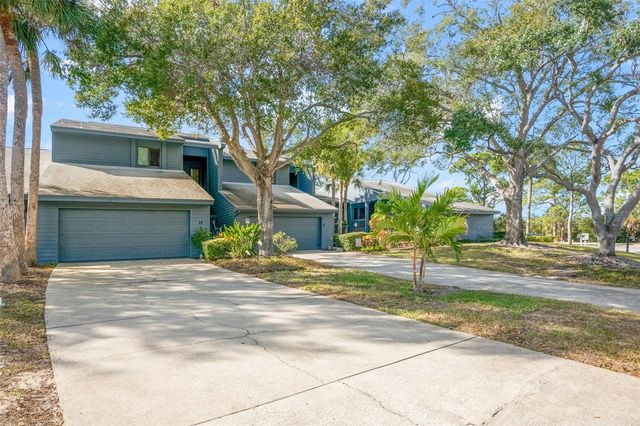 12 MARINER DRIVE, Tarpon Springs, FL 34689