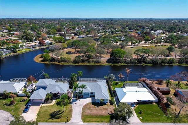 419 Ponoka Street, Sebastian, FL 32958