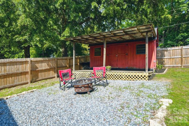 235 N Beaver Street, Landis, NC 28088