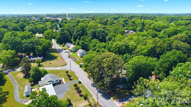 235 N Beaver Street, Landis, NC 28088