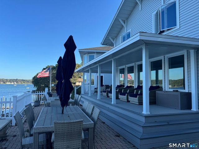 32 Bishops Bay Road, East Lyme, CT 06357