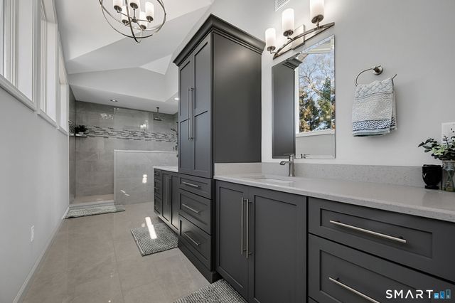 32 Bishops Bay Road, East Lyme, CT 06357