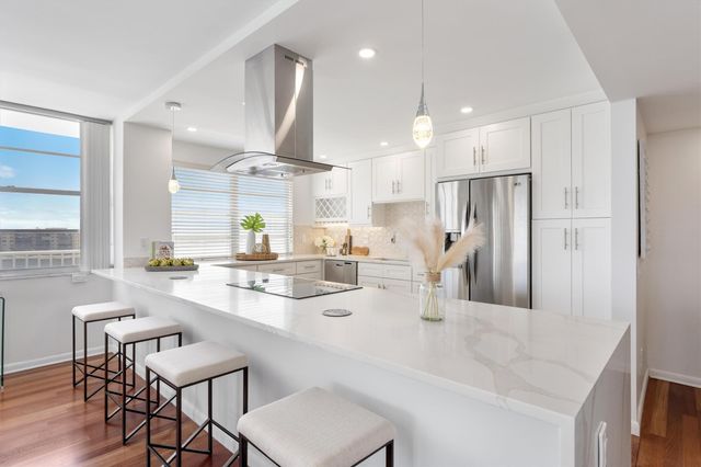 2851 NE 183rd Street 617, Aventura, FL 33160