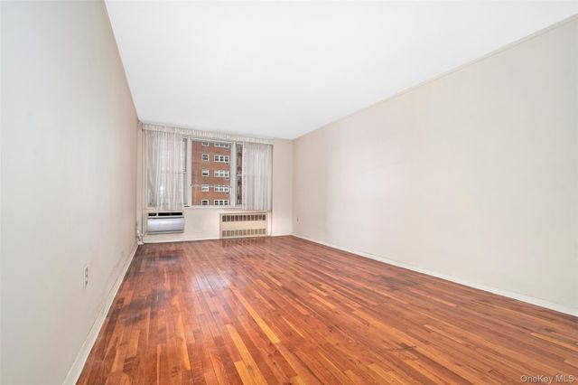 360 Westchester Avenue 314, Port Chester, NY 10573