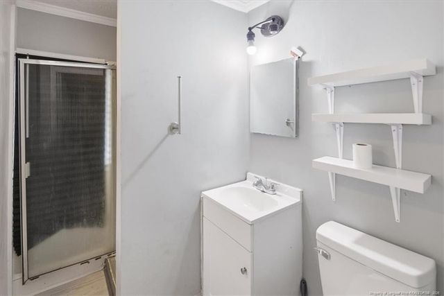 6311 Crestwood Avenue, Fayetteville, NC 28304