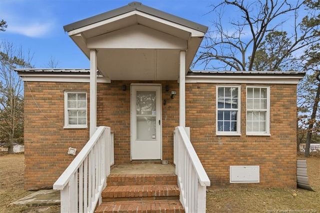 6311 Crestwood Avenue, Fayetteville, NC 28304