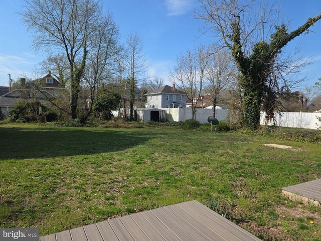 815 SAWYER AVE, Vineland, NJ 08360