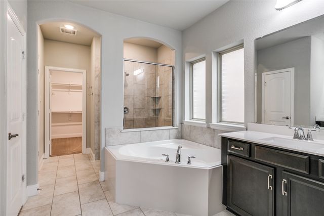 1516 Tanglewood Trail, Northlake, TX 76226