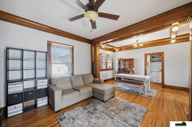 1126 S 13th Street, Lincoln, NE 68502