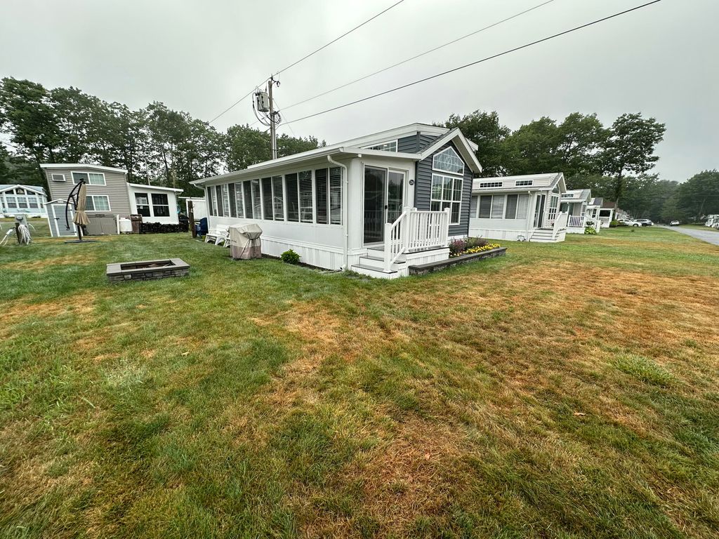 23 College Drive 214, Wells, ME 04090 — photo 2